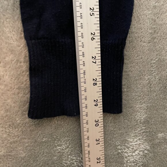 Abercrombie Fitch Men Muscle Fit Classic Preppy V Neck Pullover Sweater L Navy - Picture 9 of 11